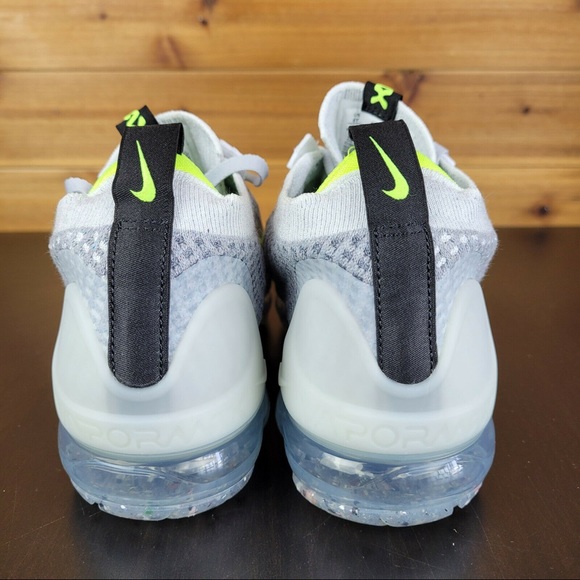 Women’s Nike Vapormax Shoes Size 7.5 / Youth Size 6 Flyknit Max Air BRAND NEW - Picture 3 of 5